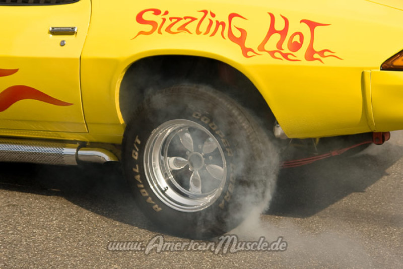 1. American Car & Harley Meeting