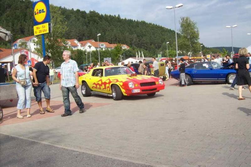 1. American Car & Harley Meeting