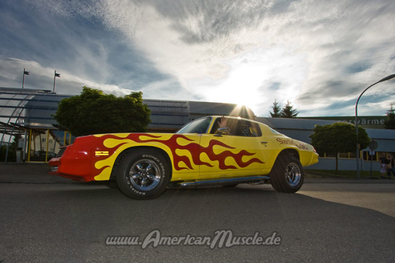 7. double six US-classic car meet