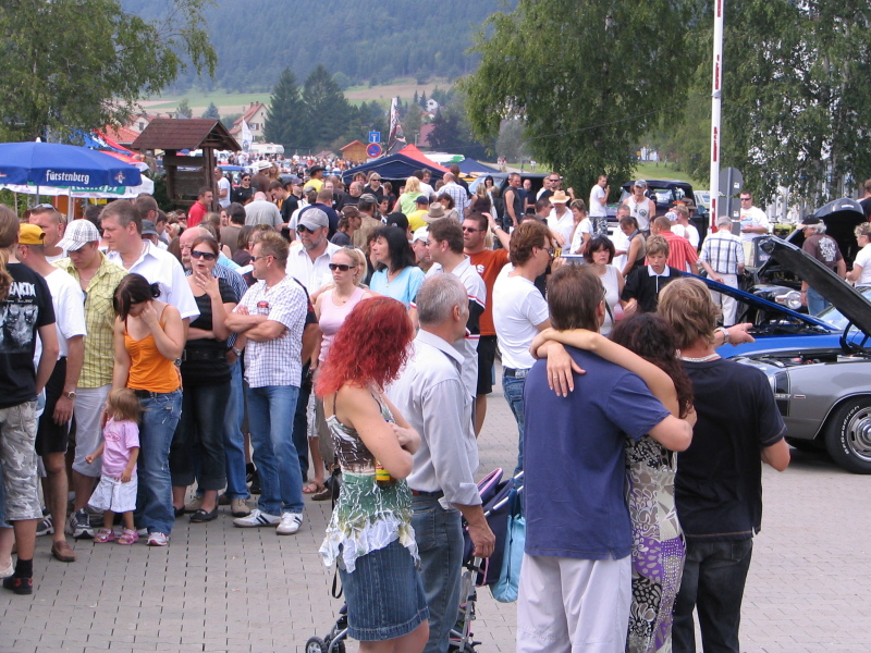 1. American Car & Harley Meeting 