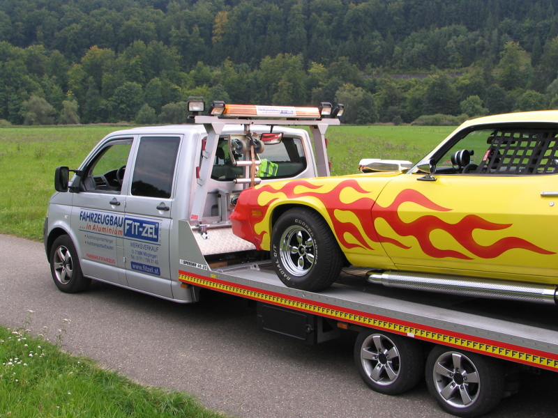 1. American Car & Harley Meeting 