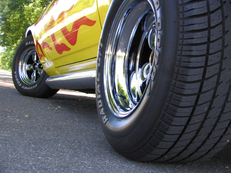 7. double six US-classic car meet 