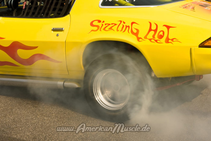 1. American Car & Harley Meeting