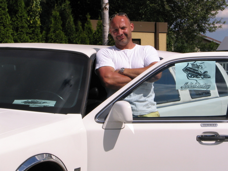 7. double six US-classic car meet 